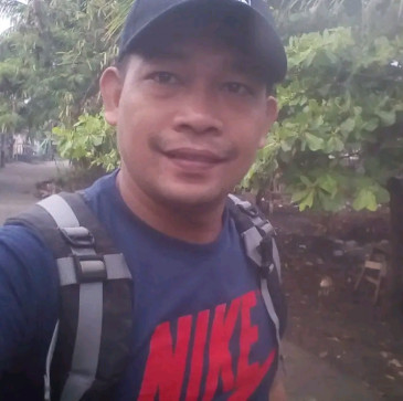 Echan Dazo, 42, Philippines