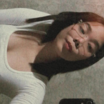 Lia, 18, Philippines