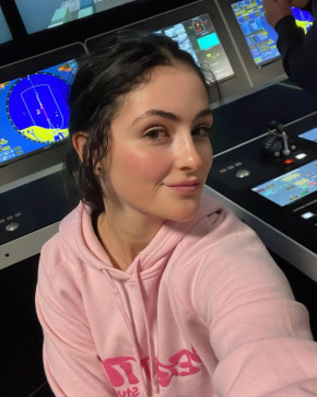 Trinity Girl, 27, United States