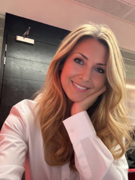 Lydia, 33, United States