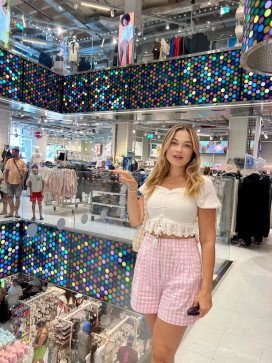 Angel , 35, United States