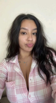 Brown Camela, 29