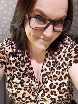 Ashley Carlie, 37, Austria