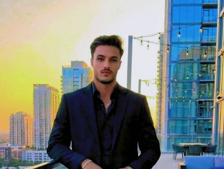 Tarik Fassek, 27, Algeria