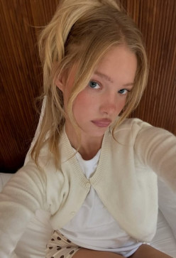 Sandra Rose, 28, United States