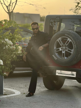 Charming Gangsta, 25, India