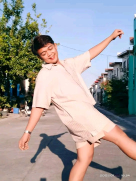 Kercy Fernandez, 18, Philippines