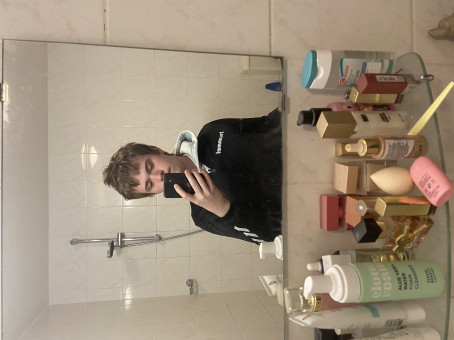 , 18, Netherlands