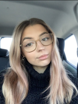 Kylie Stone, 18, United States