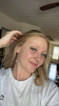 Chloe, 32, United States