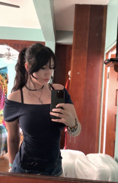 Mikayla, 18, United States