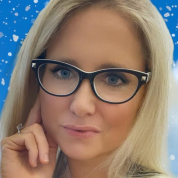 Cheron, 47, United States