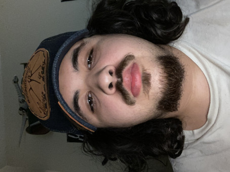 Sebastian, 18, United States