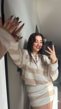 Lola Nigel, 32, Netherlands