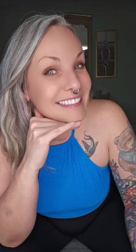 Laura, 23, United States