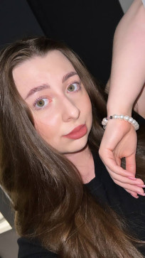 Maggie , 28, United States