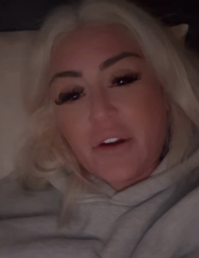 Betty, 32, United States