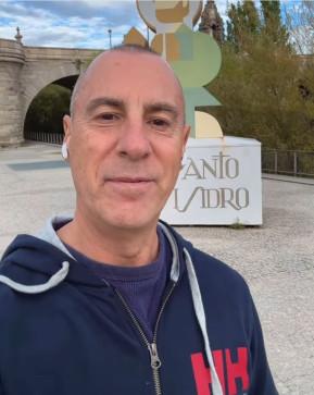 Warren, 53, United States