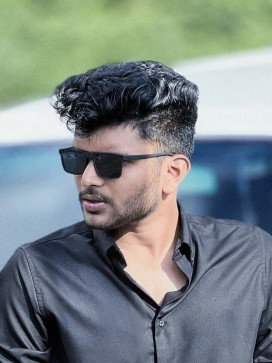 Hz, 24, India