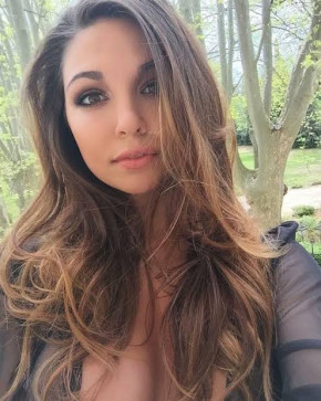 Brittany, 28, United States