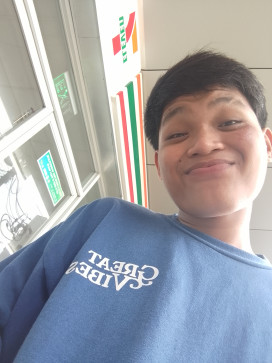Nico Landro Estal, 18, Philippines