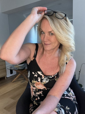 Vivian, 49, United Kingdom