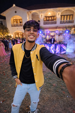 Paid Mumbai, 22, India