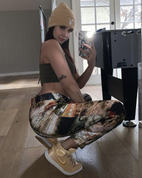 Tazzy, 29, United States