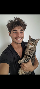 Elian, 26, Germany