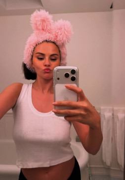 SelenGomez, 33, United States