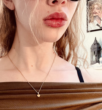 Isabelle, 18, Sweden