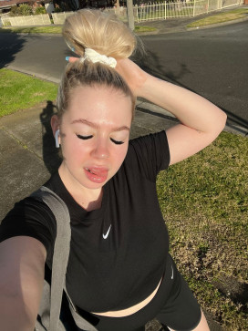 Cythia, 24, Australia