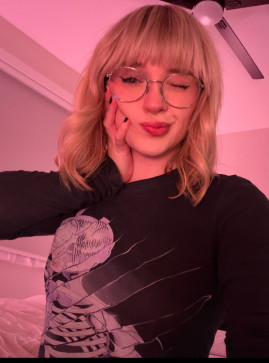 Lilly, 29, United States