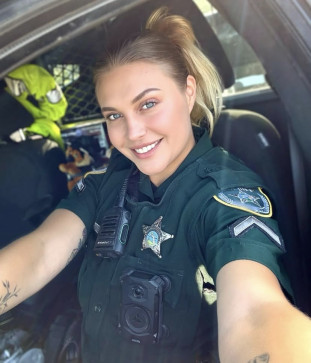 Thelma Wainwright, 36, United States