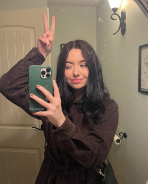 Michelle Mayers, 29