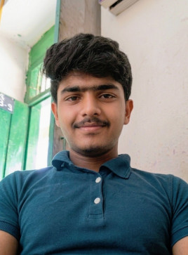 Track_ Minder, 18, India