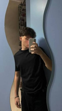 Insane, 21, United States