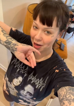 Angelina Welbeck, 18, United States