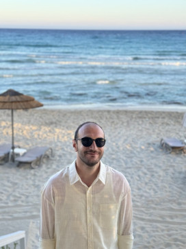 Harout Gabaghchouria, 34, Armenia