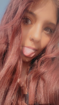 Ava May, 18, United Kingdom