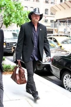 Trace Adkins, 18, United States