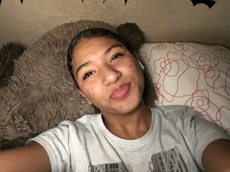 Zaden, 18, United States
