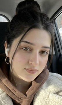 Sarah Alawi, 23, Sweden