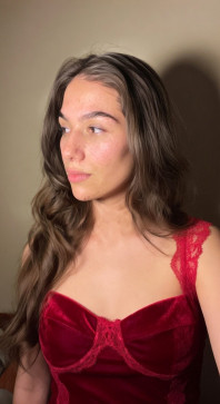 Olivia, 27, United Kingdom
