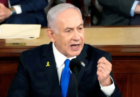 Benjamin Netanyahu, 18, India