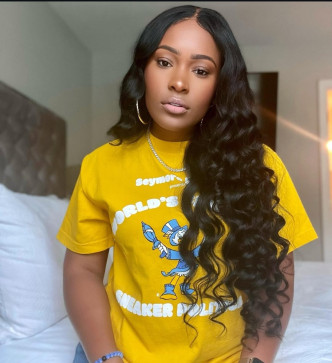 Camilla Harwell, 33, Germany