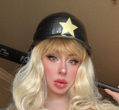 FriendlyGalSarah, 23, Denmark