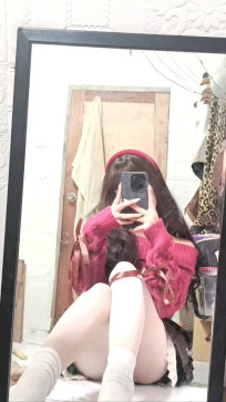 She, 18, Philippines