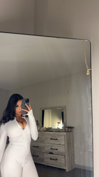 Snow White, 23, United States