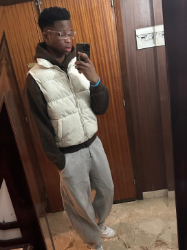 DIVINE AFUBE, 18, Italy